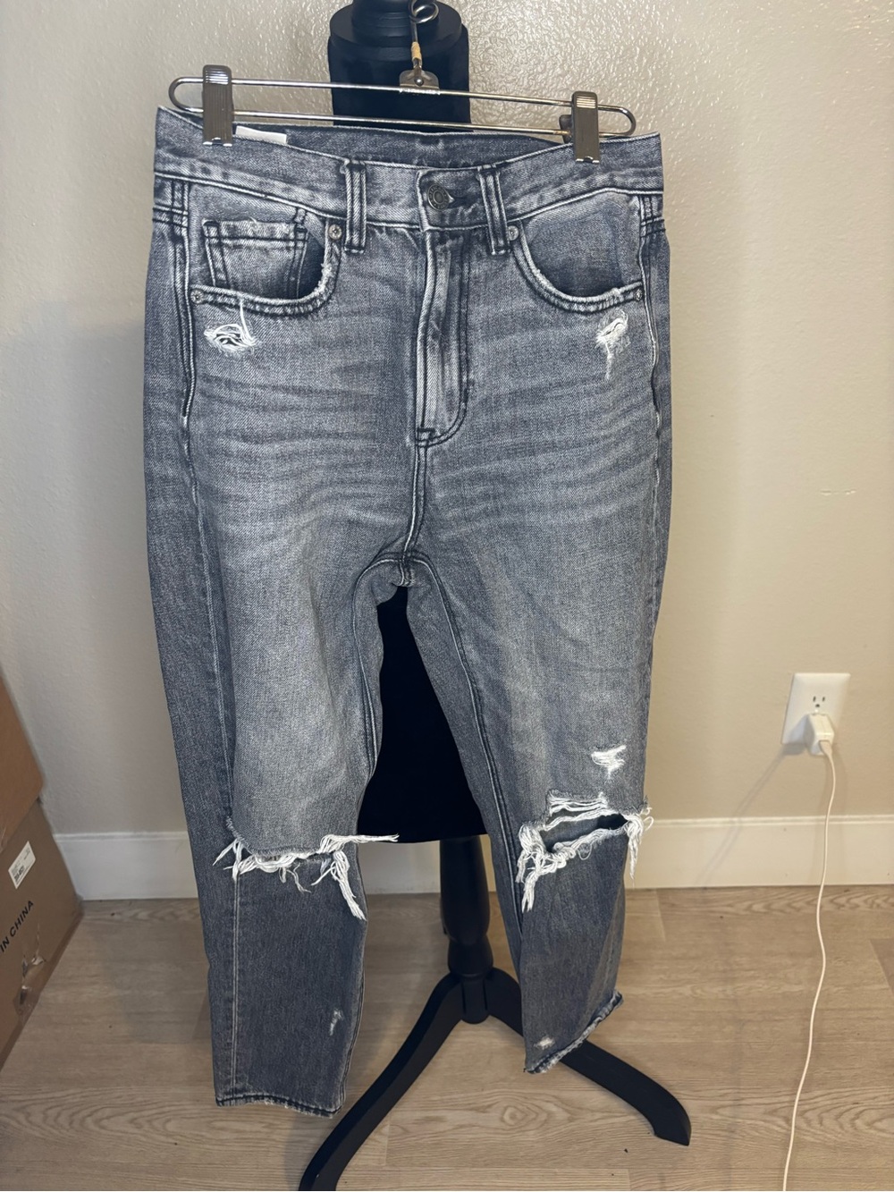 American Eagle Outfitters Grey Distressed Boyfriend Jeans